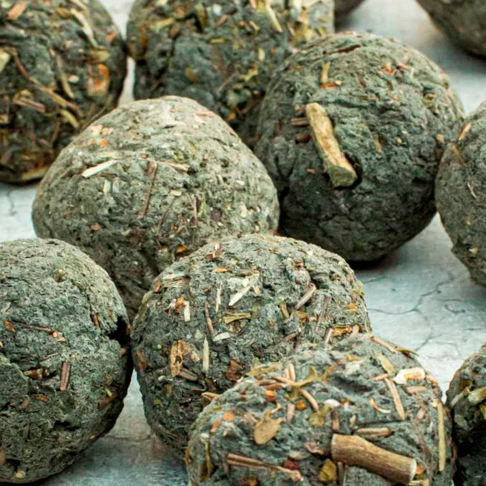 Bombitas Defumação Ativada Estoraque e Cânfora - Sagrada Madre